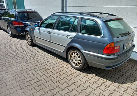BMW 325i touring -