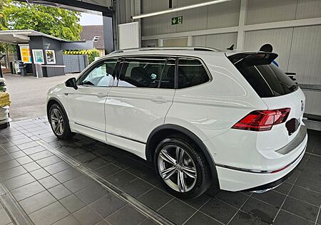 VW Tiguan Allspace Volkswagen 2.0 TDI SCR 140kW DSG 4MOTIO...