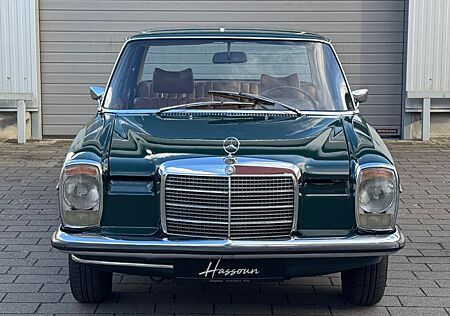 Mercedes-Benz 230 /6 Automatik/tolle Farbkombination