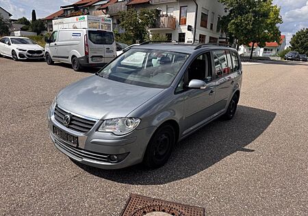VW Touran Volkswagen Trendline 7 sitzer