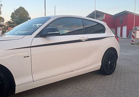 BMW 116d Sport Line Sport Line