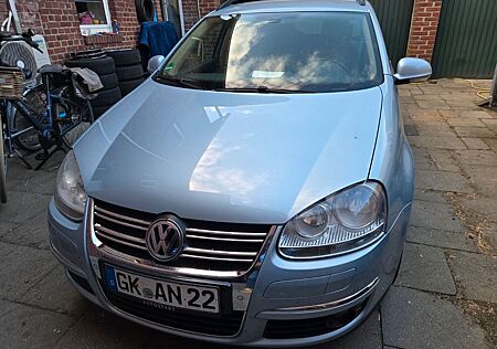 VW Golf Volkswagen Variant TDI Highline Leder Navi GRA AHK