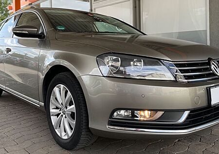 VW Passat Variant Volkswagen Comfortline BlueMotion*Klima*AHK*