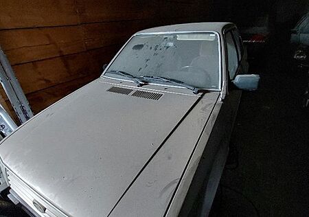 Ford Escort 1.3 Ghia - 1. Hand !!!!