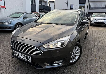 Ford Focus TURNIER TITANIUM Bi+XENON NAVI 2xPDC 1HAND