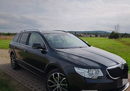 Skoda Superb 2.0 TDI AHK, Navi, Green Tech Ambition
