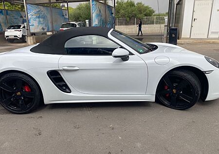 Porsche 918
