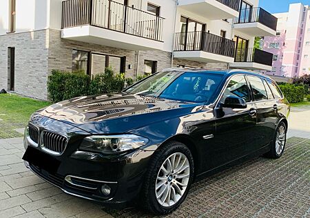 BMW 530d Touring A Luxury Line Luxury Line