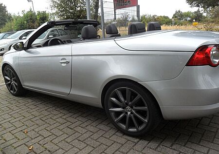 VW Eos Volkswagen 2.0 TDI XEN*LEDER*PANO*NAV*PDC*TEMPO