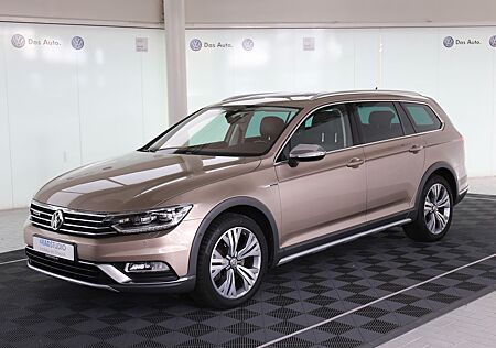 VW Passat Alltrack Volkswagen 4MOTION DSG LED LEDER ACC AHK