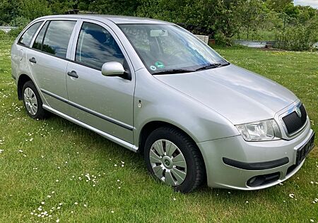 Skoda Fabia Combi 1.4 16V 59 kW Ambiente Scheckheft