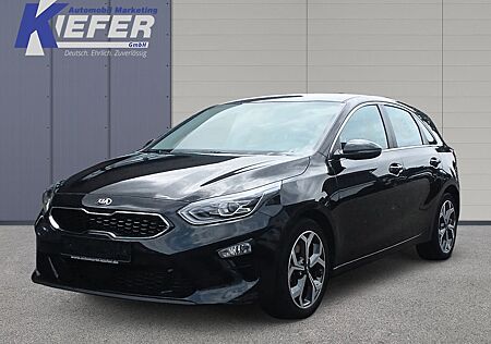 Kia Cee'd Ceed 1.6 CRDI AT Spirit