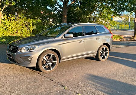 Volvo XC 60 XC60 R-Design, D5 AWD, 20 Zoll