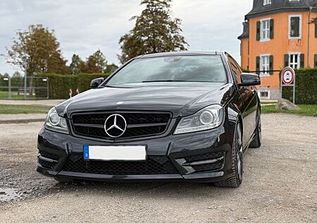 Mercedes-Benz C 350 AMG V6 Coupé Panorama