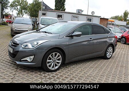 Hyundai i40 1,7dCRDI/VOLLLEDER/NAVI/SITZHEIZUNG/KAMERA