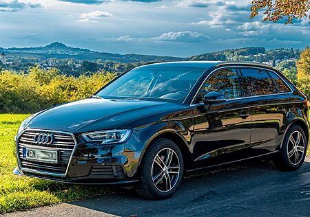 Audi A3 Sportback 1.4 TFSI cod ultra S tronic -