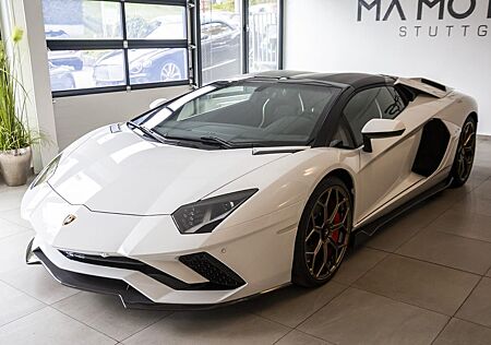 Lamborghini Aventador Ultimae Roadster 1of 250 full CARBON