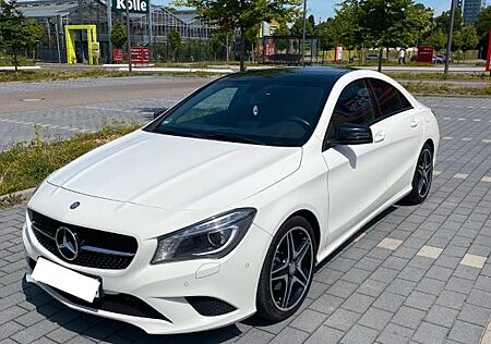 Mercedes-Benz CLA 180 AUT. NAVI*PANO*SHZ*PDC*KAMERA*