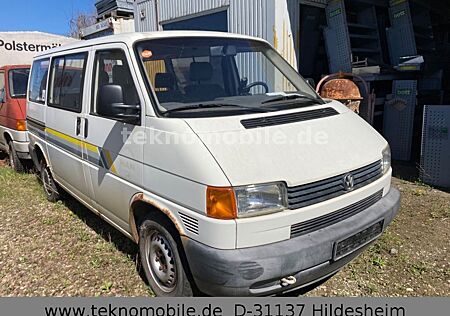 VW T4 Kombi Volkswagen /Caravelle 2.5 tdi 7- SITZE Export €2150