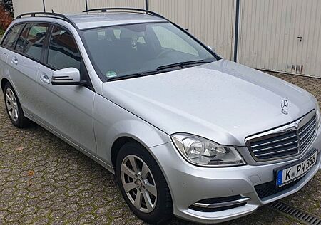 Mercedes-Benz C 180 T -CGI- PDC-Isofix-Tagfahrlicht