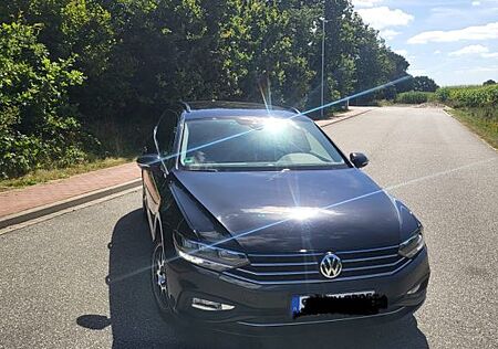 VW Passat Variant Volkswagen 2.0 TDI SCR DSG Business Vari...