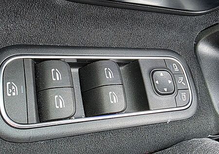Mercedes-Benz A 250 4MATIC DCT -