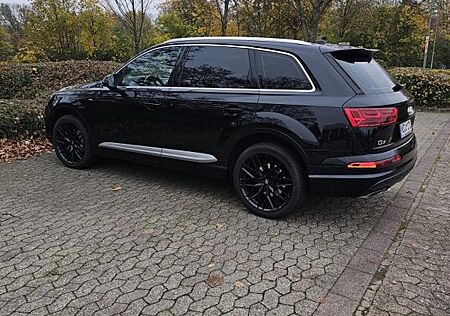 Audi Q7 3.0 TDI quattro tiptronic -