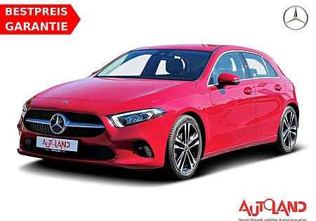 Mercedes-Benz A 180 A180 Edition 19 LED Navi Sitzheizung PDC USB