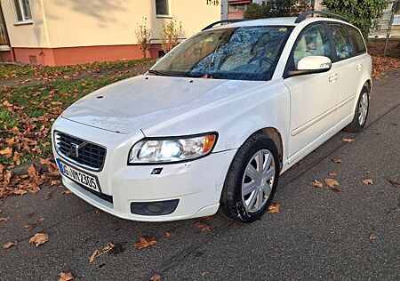 Volvo V50 Kombi 2.0 D Summum