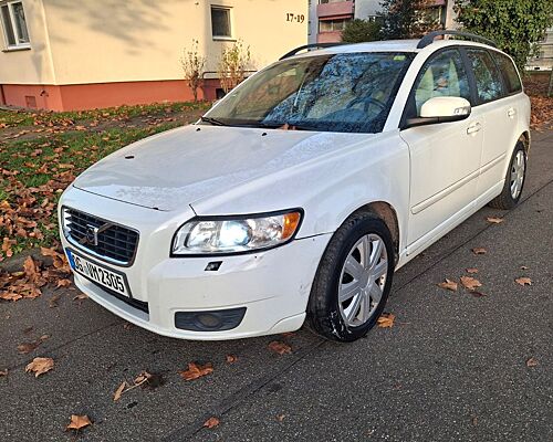 Volvo V50 Kombi 2.0 D Summum