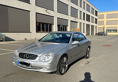 Mercedes-Benz CLK 200 CLK 200K /Scheckheftgepflegt/ Service Neu/HU Neu