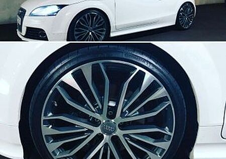 Audi TTS Roadster 2.0 TFSI S tronic quattro -