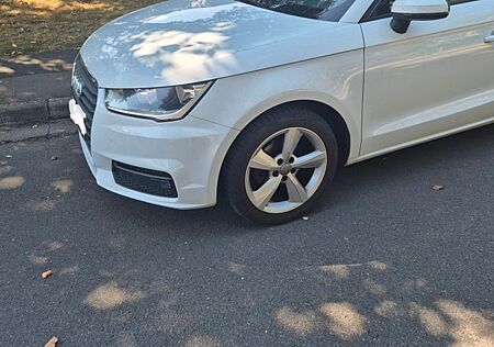 Audi A1 1.0 TFSI ultra 60kW Sportback -