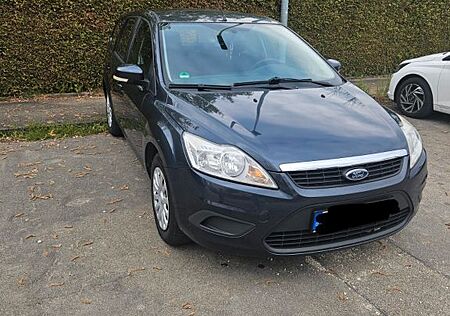 Ford Focus 1,6 Ambiente Turnier Ambiente