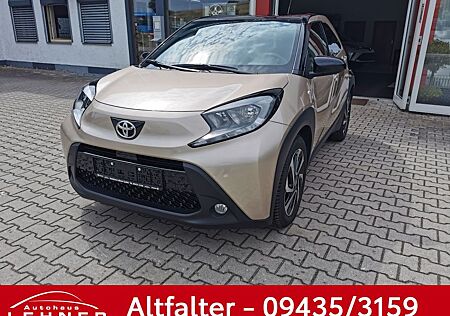 Toyota Aygo (X) 1.0 Team D ACC+DAB+SHZ+KAMERA+ALU+LED