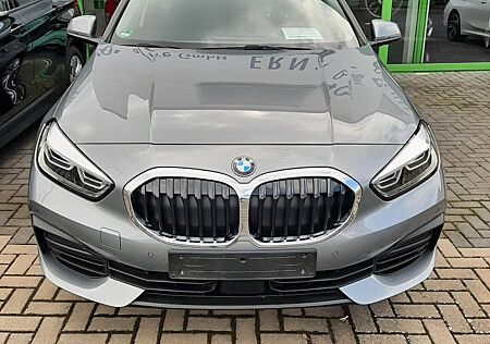 BMW 118i Klimatronic-LED-Navi-17"Alu-Sitzhz
