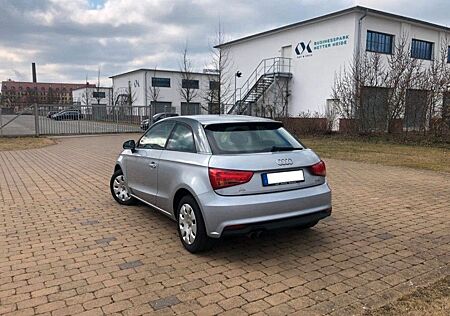Audi A1 1.4 TFSI Navi / PDC / Klimaaut.