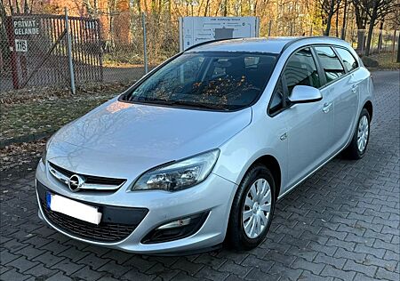 Opel Astra J Sports Tourer Edition