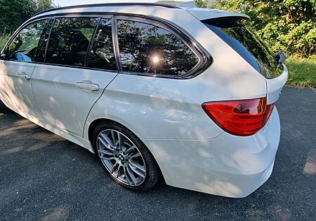 BMW 320d xDrive Touring M Sport M Sport