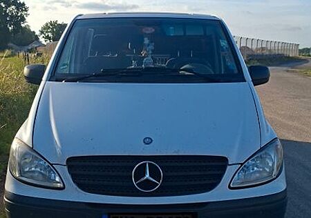 Mercedes-Benz Vito 111 W639 extralang