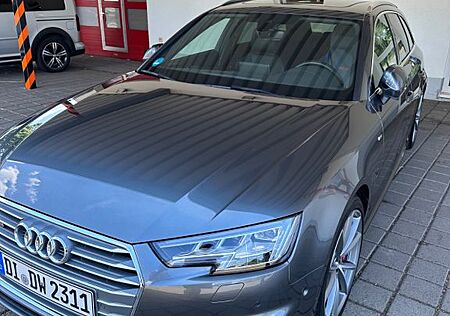 Audi A4 3.0 TDI S tronic sport quattro Avant sport