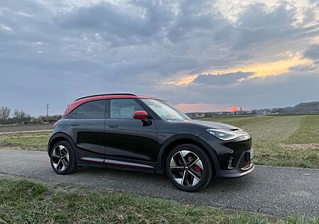 Smart 1 # 66 kWh BRABUS Autom. 4WD BRABUS