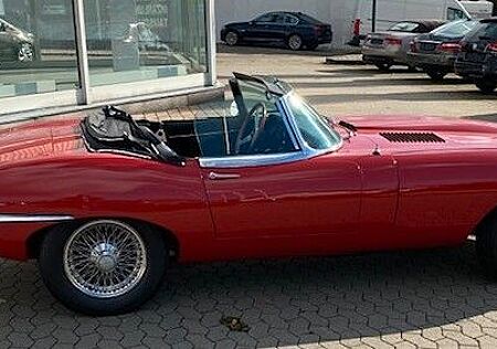 Jaguar E-Type Serie 1,5 - 4,2 Liter - 6 Zylinder Cabrio