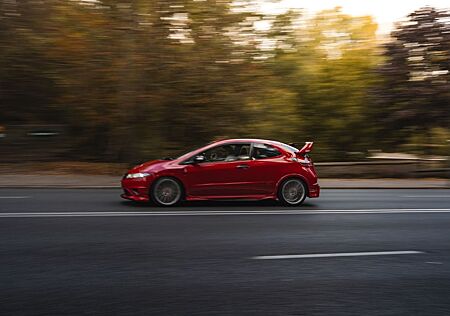 Honda Civic Type R FN2 (OEM Mugen bodykit)