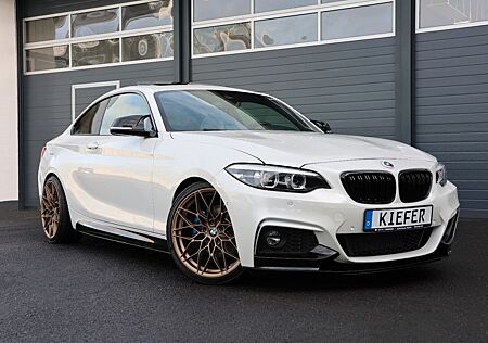 BMW 230i Coupé/CarPlay/SHZ/LHZ/KAMERA/SPUR/R19