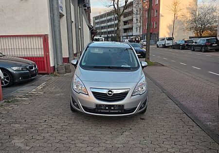 Opel Meriva B Design Edition