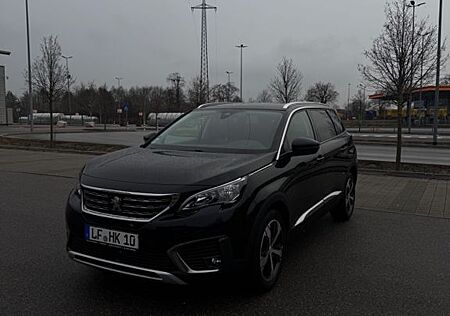 Peugeot 5008 PureTech 130 / GEFPLEGT / ALLWETTERREIFEN