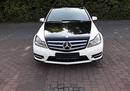 Mercedes-Benz C 350 CDI BlueEFFICIENCY AMG Paket..