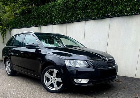 Skoda Octavia 1.6 TDI DSG Ambition Combi Ambition