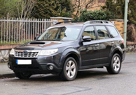 Subaru Forester 2.0D AWD 2013, zuverlässig, Tüv Neu
